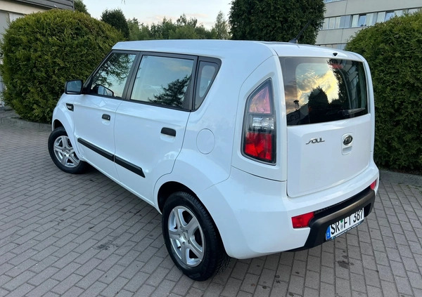 Kia Soul cena 21500 przebieg: 182599, rok produkcji 2009 z Wałbrzych małe 667